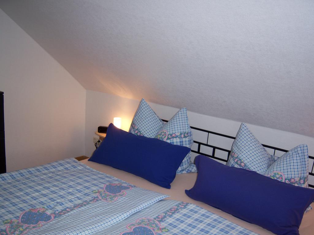 Gaestehaus Katharina Appartement Müllenbach Kamer foto