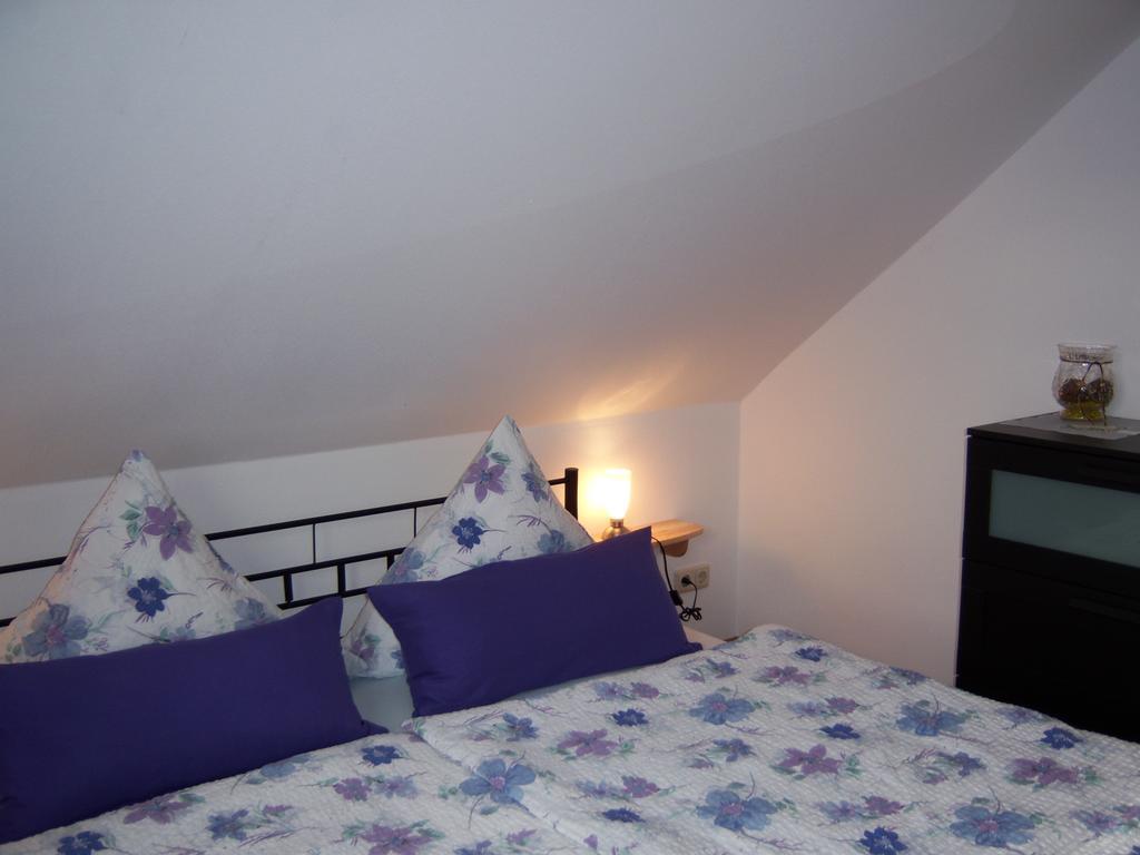 Gaestehaus Katharina Appartement Müllenbach Kamer foto